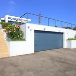 Quadra With Heated Pool