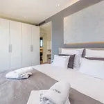 Quadra With Heated Pool Pinezići