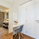 Quadra With Heated Pool Villa