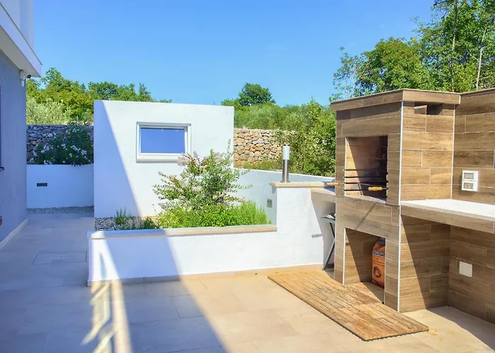 Vila Quadra With Heated Pool *
